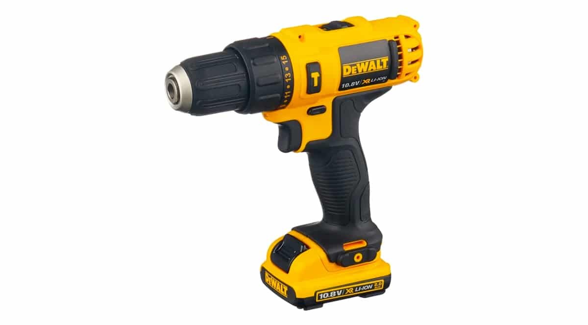 Шуруповерты DeWALT DCD716D2