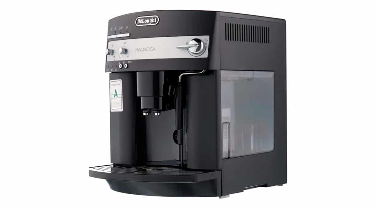 Кофемашина De'Longhi Magnifica ESAM 3000.B